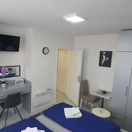 Stan 111 Διαμέρισμα Orasje